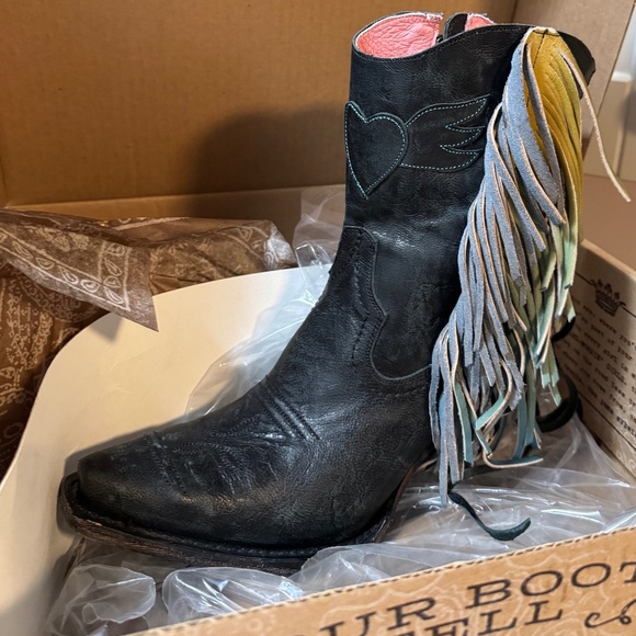 Junk Gypsy Spirit Animal Boots 6 - Picture 4 of 16